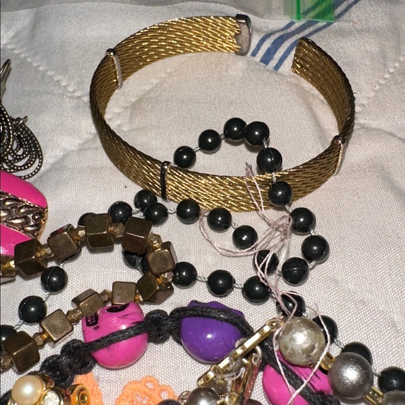 Mixed Crafters Jewelry - Picture 6 of 7